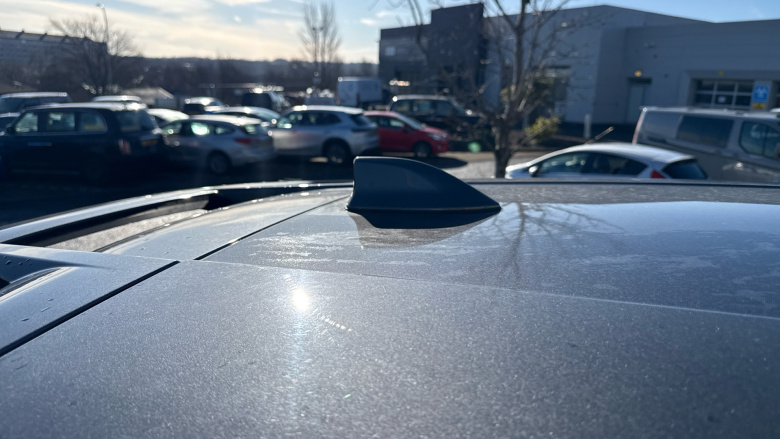 Toyota C-HR 1.8 Hybrid Design 5dr CVT Hybrid Hatchback